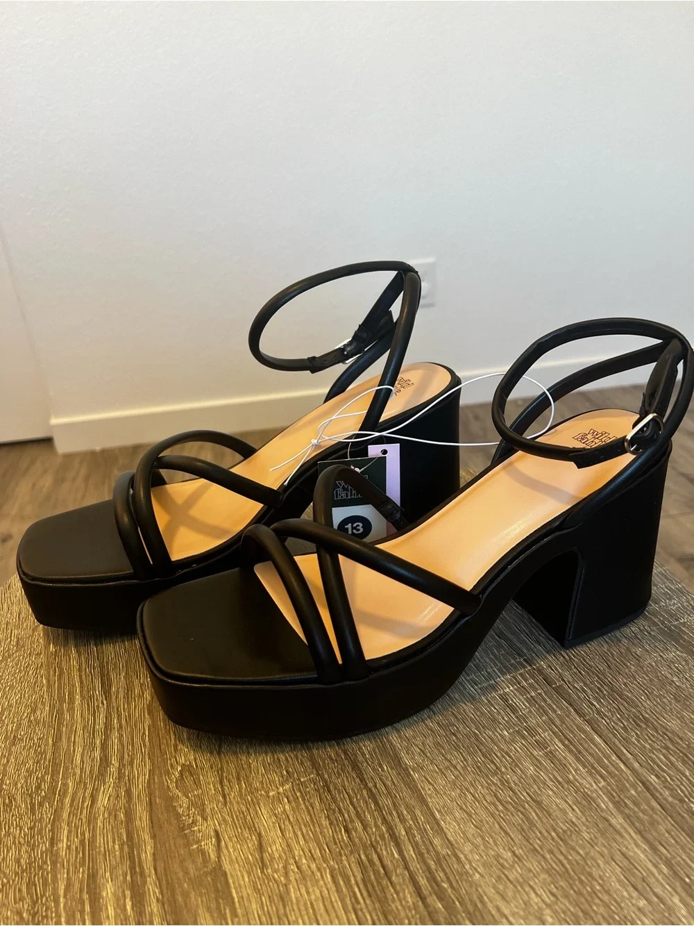 NEW Wild Fable Black Astro Strappy Platform Heels with Memory Foam Insole- 13